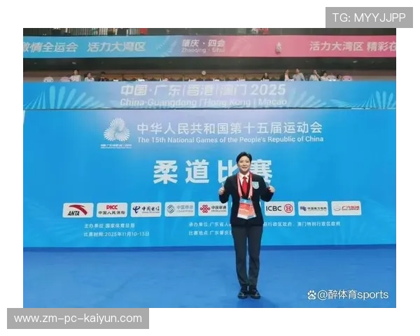 柔道队在落地技术上有明显进步，对抗中更具主动性